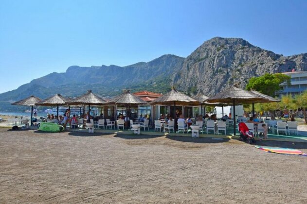 Apartment Ela Omis - Photo2