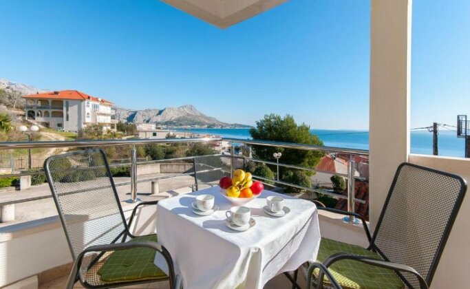 Apartment Ines Omis - Photo2