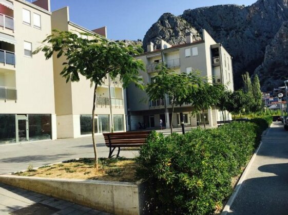 Apartment Omis Omis - Photo3