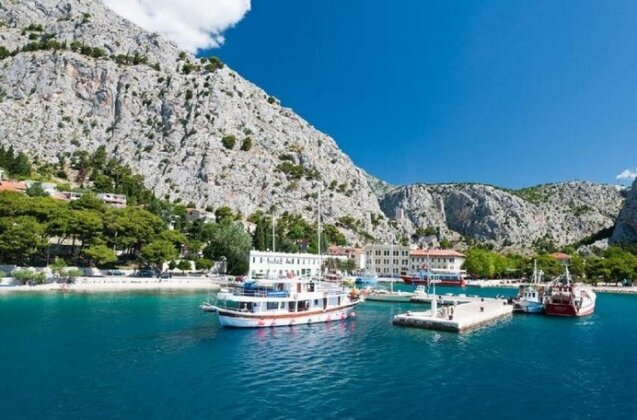 Apartment Pasko Omis - Photo3