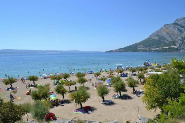 Apartments Alen Omis - Photo2