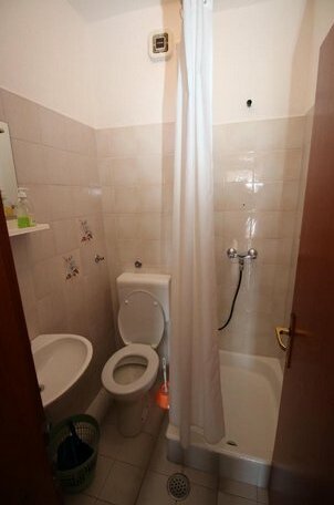 Apartments Ani Omis Split-Dalmatia County - Photo2