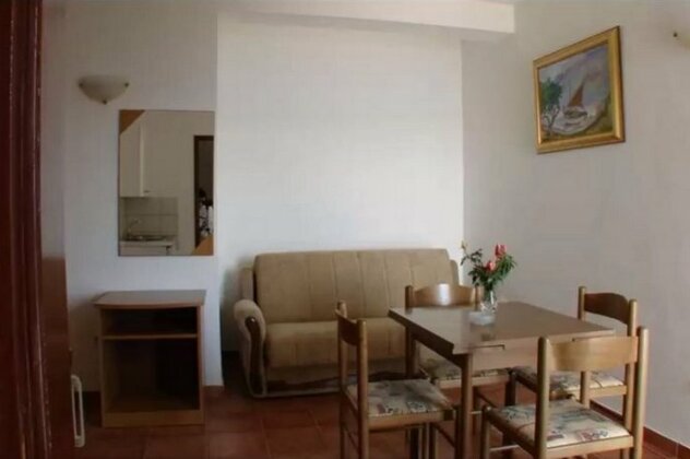 Apartments Ankica Omis - Photo4