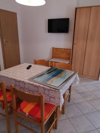 Apartments Galic Omis - Photo4