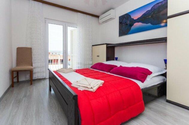 Apartments Iva Brstilo