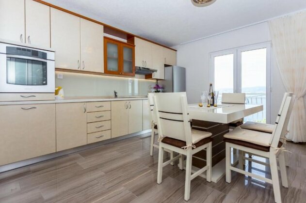 Apartments Iva Brstilo - Photo3