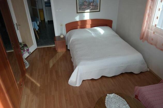 Apartments Iva Omis - Photo4