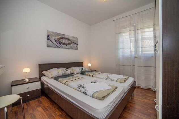 Apartments Kati Omis - Photo3