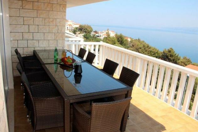 Apartments Natalie Omis - Photo2
