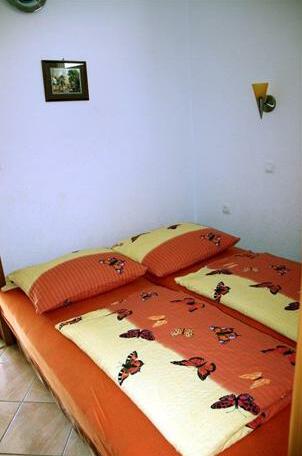 Apartments Natalie Omis - Photo5