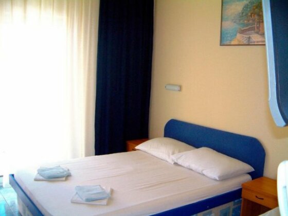 Guest House Star Omis - Photo2