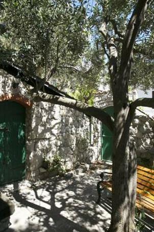 Holiday Home Perojevic - Photo4