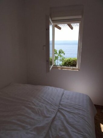 Holiday Home Waterfront Omis - Photo2