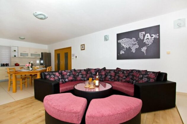 Holiday House Tomasovic - Photo5