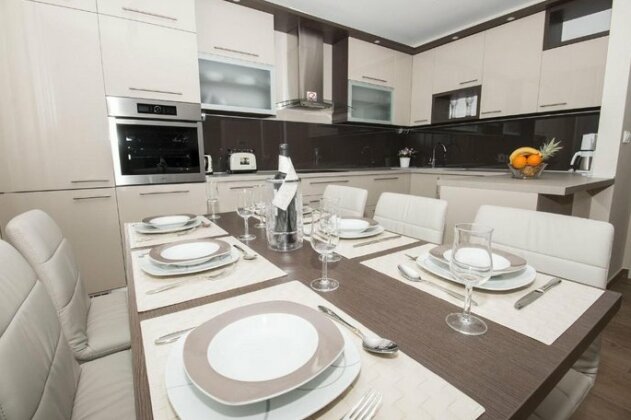 LCT Apartment Laura - Photo5