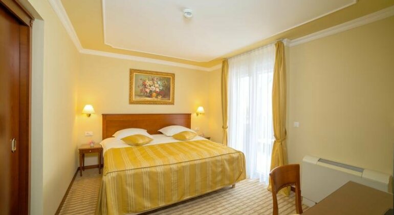 Hotel Camellia Opatija - Photo2