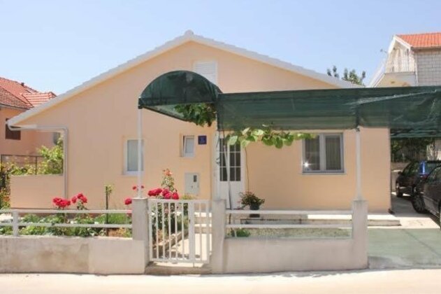 Holiday home Kuca za odmor - Photo2