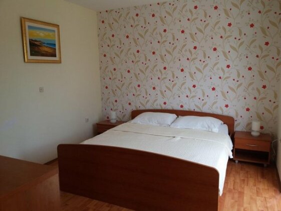 Holiday Home Vrgorac - Photo5