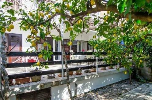 Holiday Home Zan - Photo2