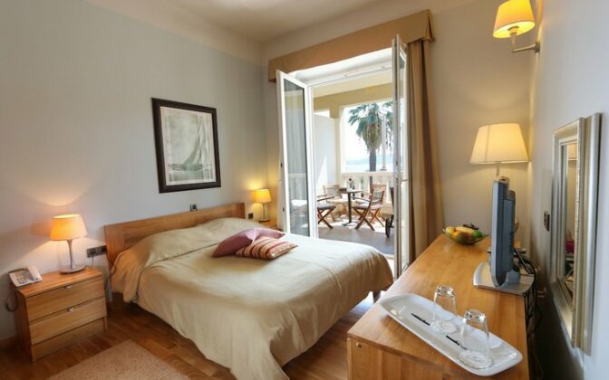 Hotel Indijan - Photo2