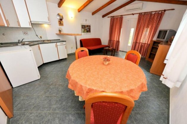 Apartment Vanja Pag - Photo4