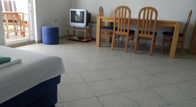 Apartments Nebeska - Photo3