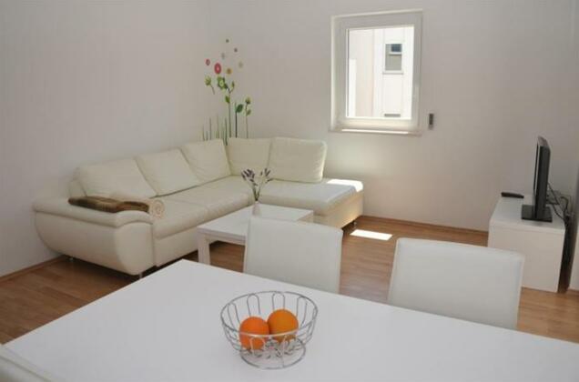 Apartments & Rooms Barbati - Photo3