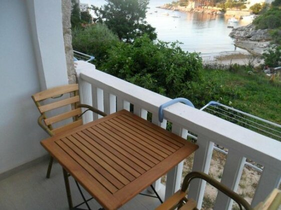 MacAdams Apartments - Photo3
