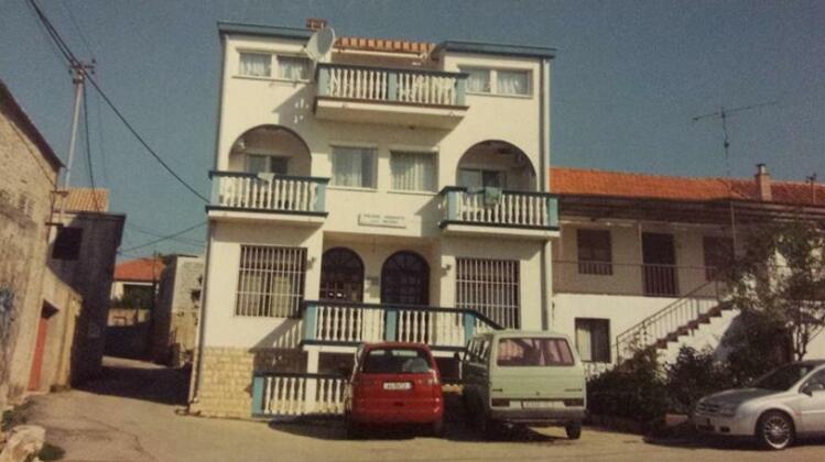 Apartments Bibijana