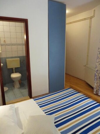 Apartments Karaba - Photo4