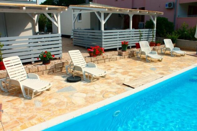 BUNGALOW VICE with pool - Photo2