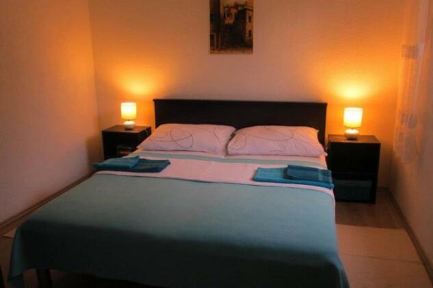 Holiday Home Mirta - Photo2