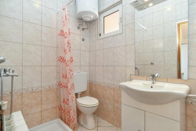 Apartments Edin 1359 - Photo3