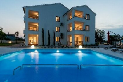 Luxury Villa Apartment With Pool Ap11
