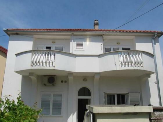 Apartments Luka Petrcane