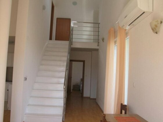 Apartments Mirela Petrcane - Photo2