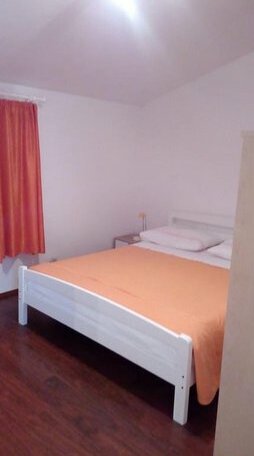 Apartments Mirjana Petrcane - Photo4