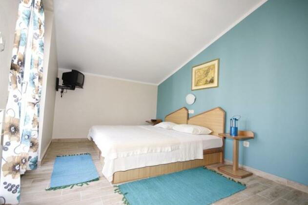 Pansion Pirat - Photo5