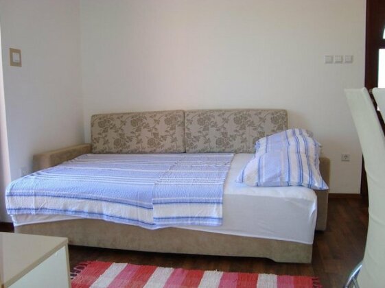 Apartments Josip Malinska - Photo2