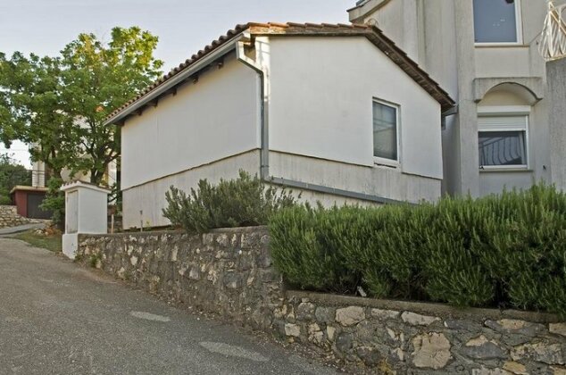 Guest House Alex Pinezici - Photo2