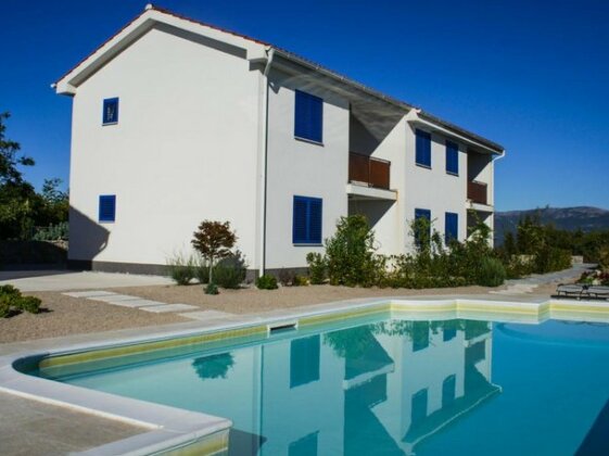 Wabi Sabi Resort & Apartments - Photo2