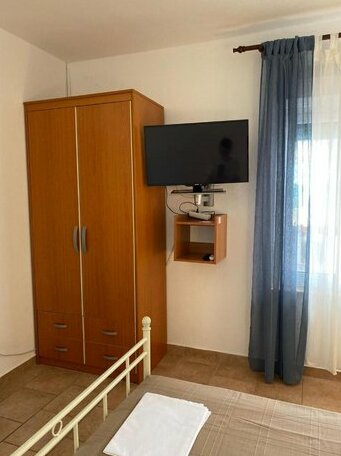 Apartments Jelusic Pirovac - Photo2