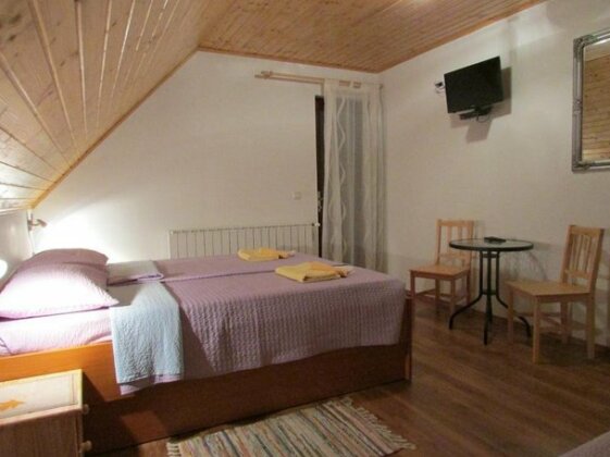 Guest House Nenad - Photo4