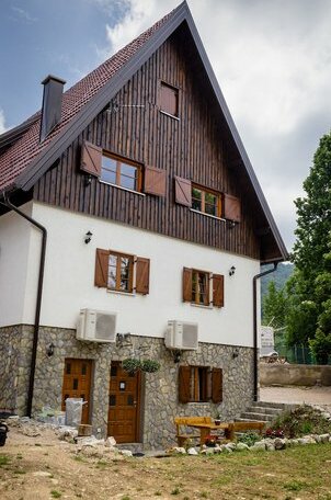 Rustic Lodge Plitvice - Photo3