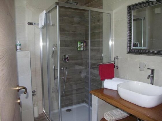 Villa Sumrak Rooms - Photo4