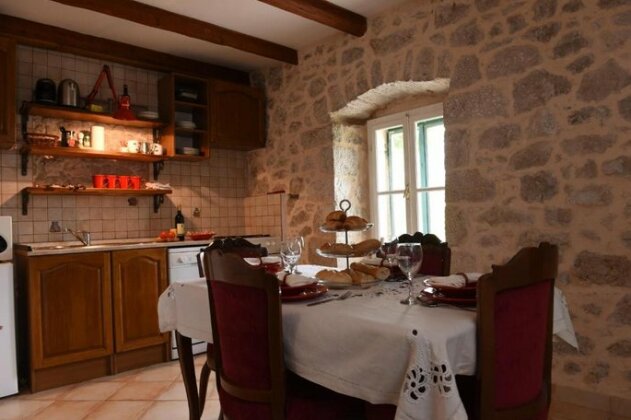 Dalmatian romantic traditional apartment - Photo4