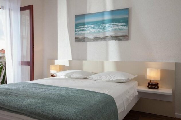 Apartmani Tina Podgora - Photo2