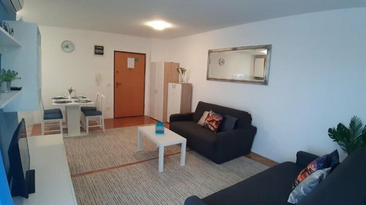 Apartments Tomi Podgora - Photo4