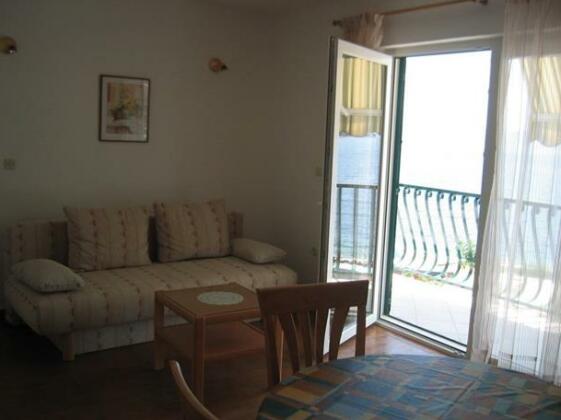 Apartments Waterfront Ivan - Photo4