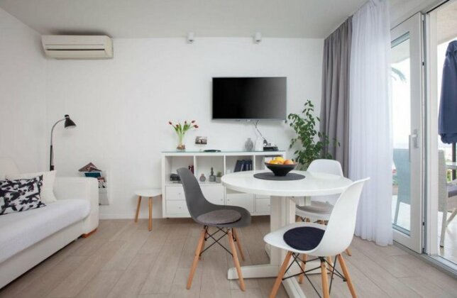 Boutique Waterfront Apartments - Photo5